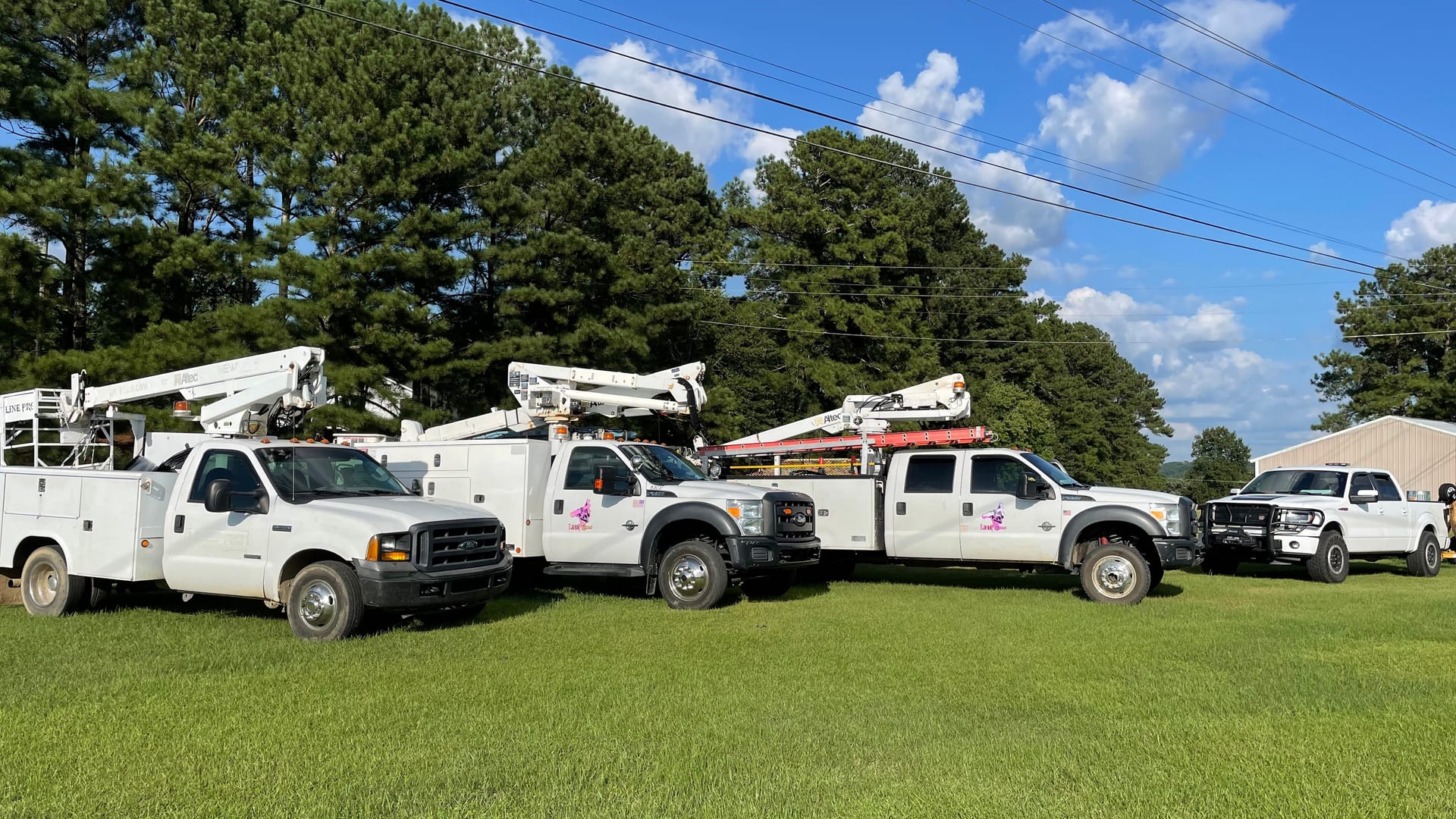 Emergency storm restoration crew on aerial cable plant